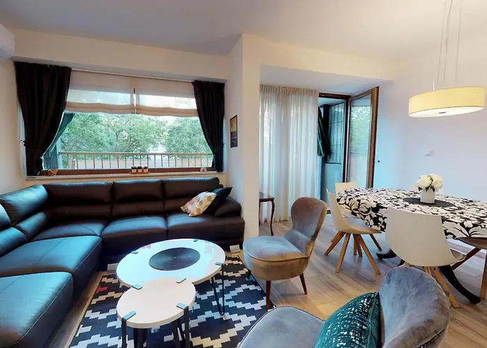 17 Ljubav Place