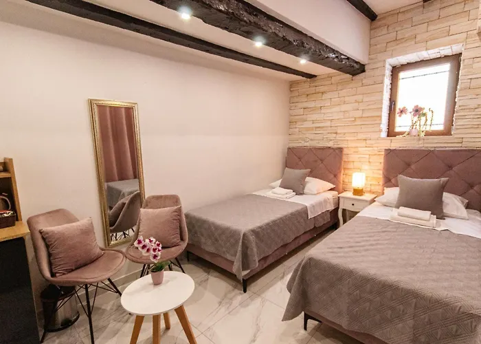 Luxury Room Adam In The Center Of Old Town
