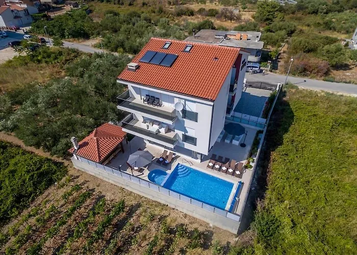 Exclusive Villa Holiday