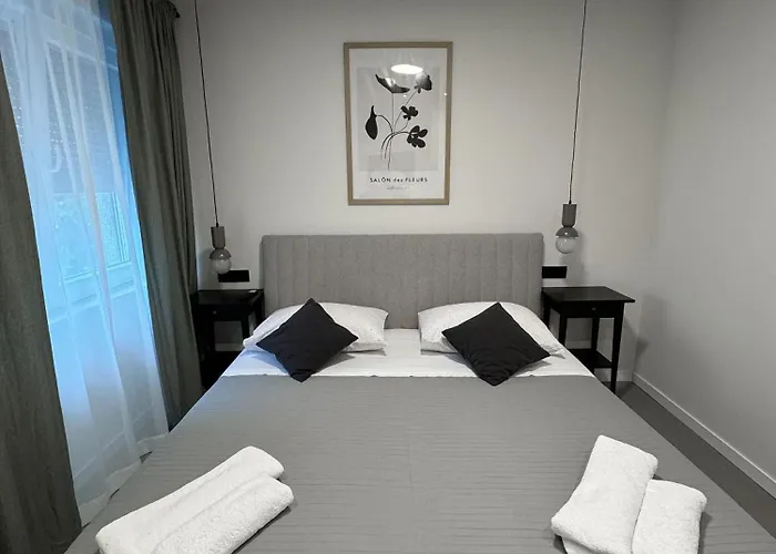 Pamar Downtown Apartments