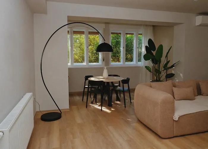 Brand New Apartment, Next To Park&Beach