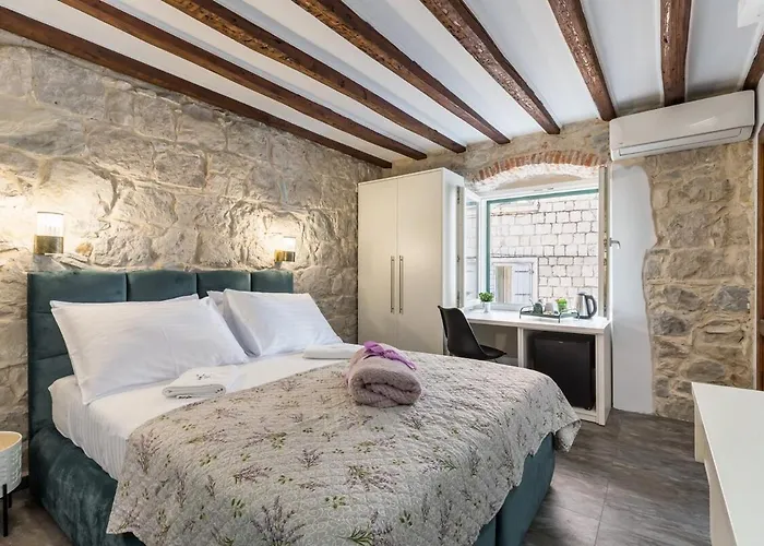 Bonbon Old Town Private En-Suite Room