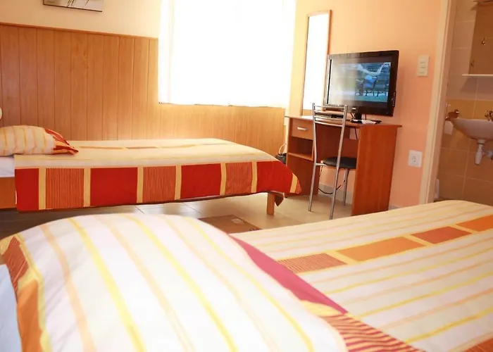 Split Rooms