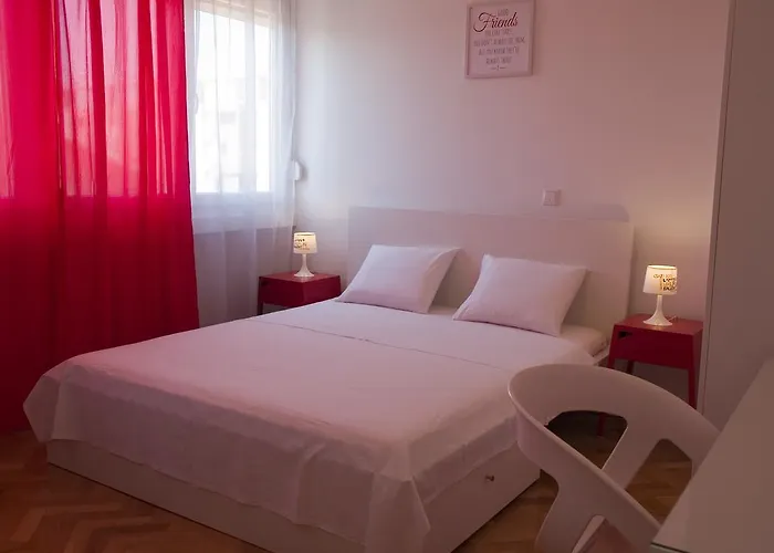Apartments Zvone