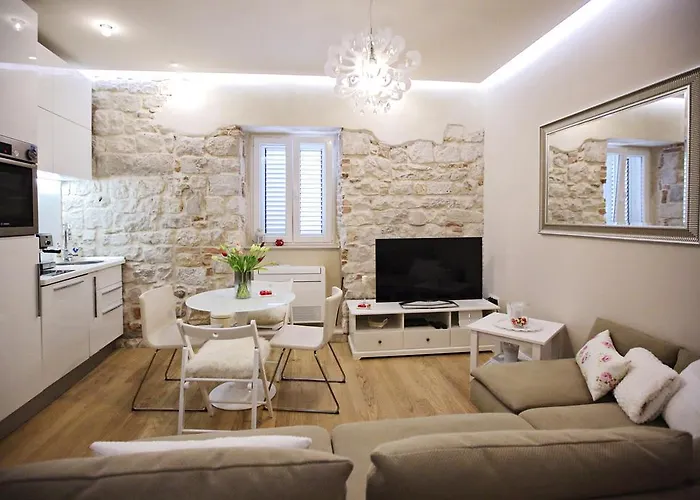 Apartment White Stone - Diocletian Palace