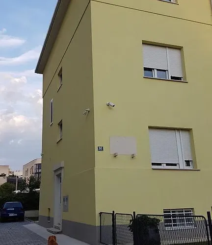 Apartments Adriana
