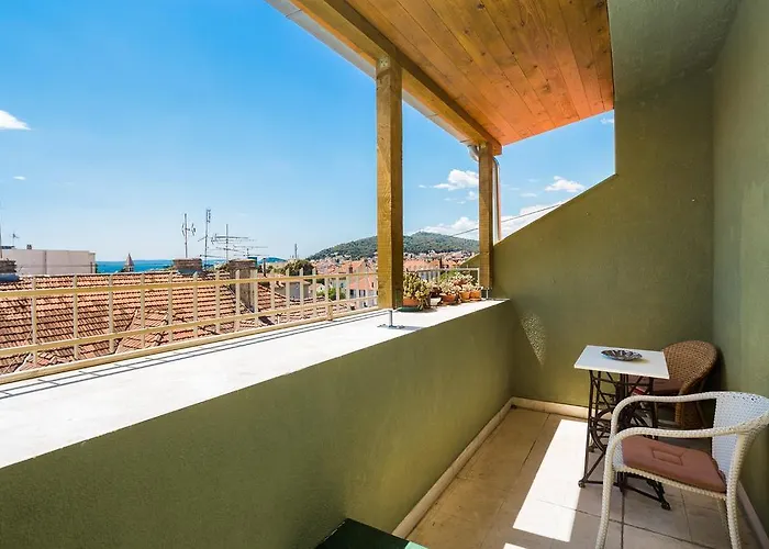 City View Apartment