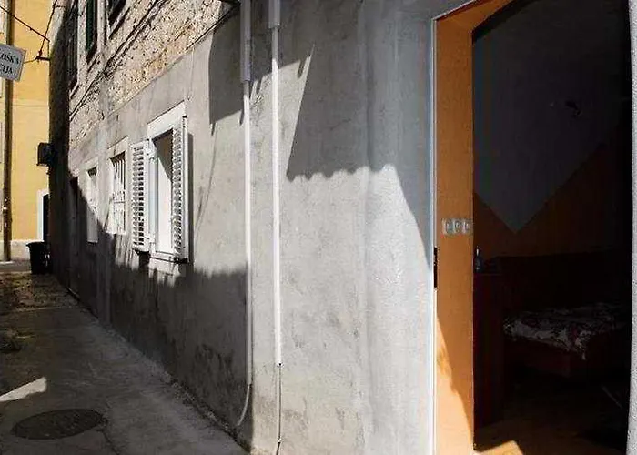 Lile Apartmani