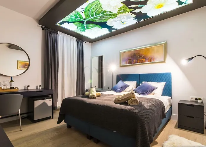 Luxury Rooms 7Heaven City