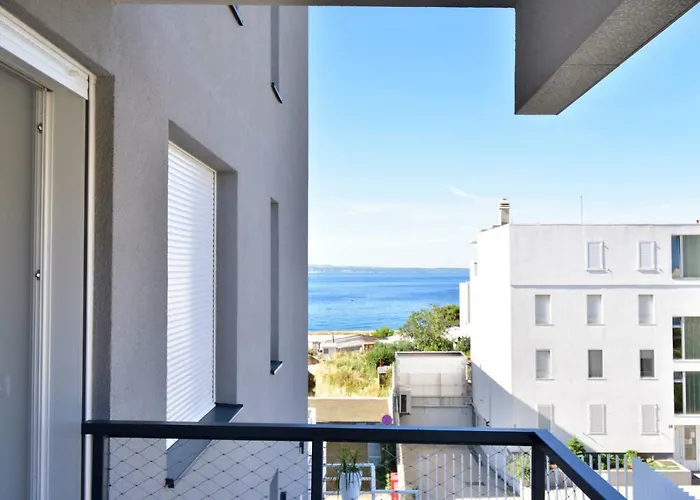 Mm Residence