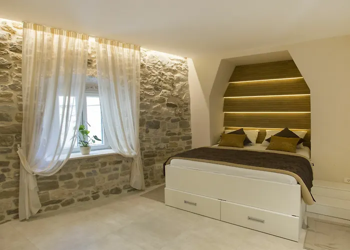 Situs Residence