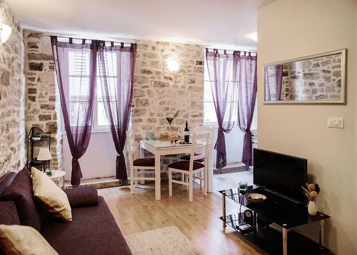 Apartment Peristil Cardo
