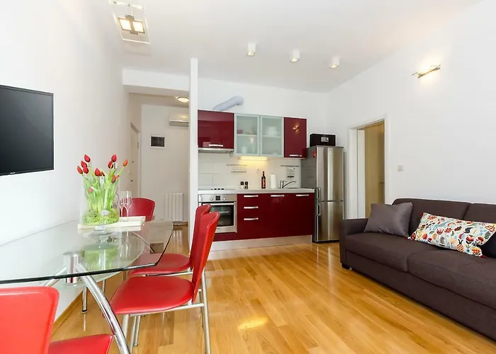 Apartment Mm