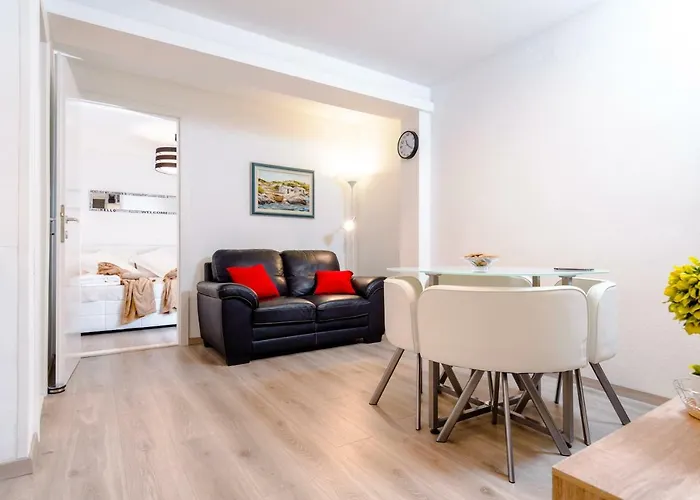 2 Apartmans \
