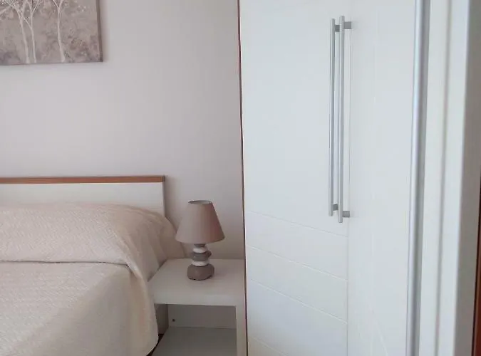 Apartment Sealight