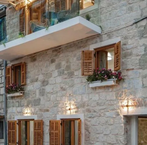 Luxury View Marjan