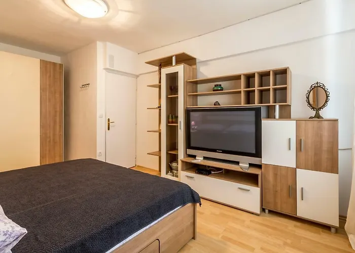 Modern Apartment Near The Beach And Center Of Split