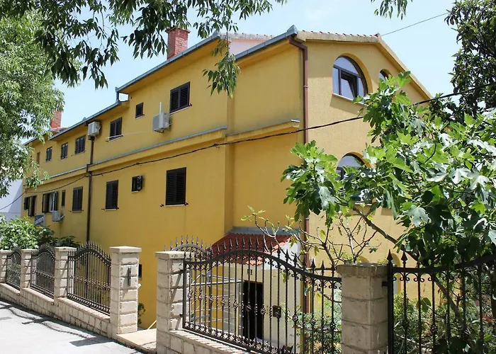 Eros Rooms