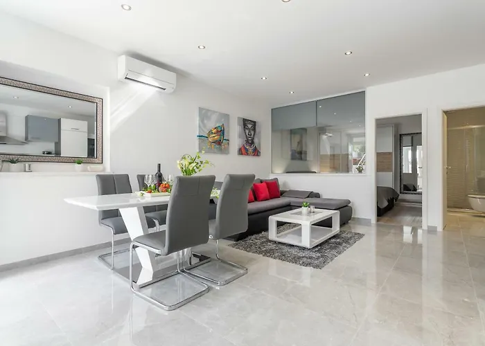 Apartments Amore