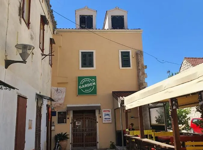 Hostel Split Garden