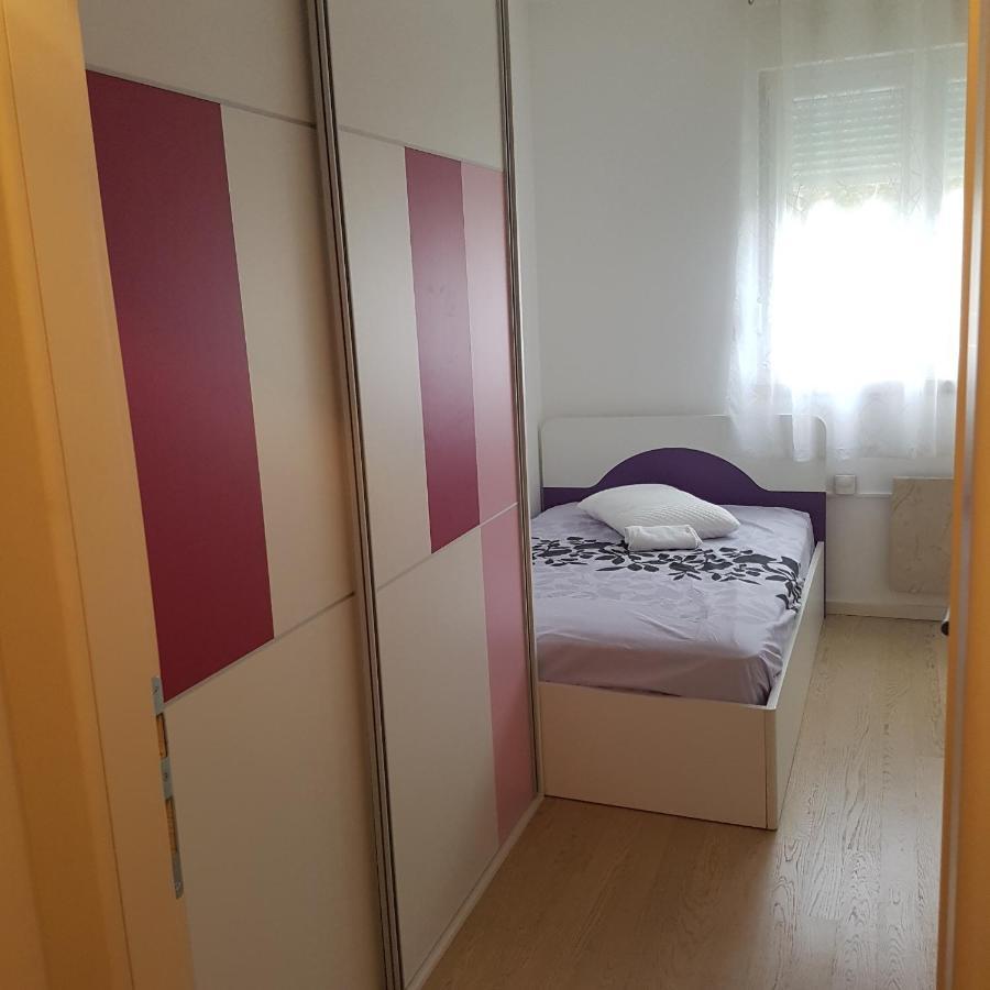 Adela 3 Morska Vila