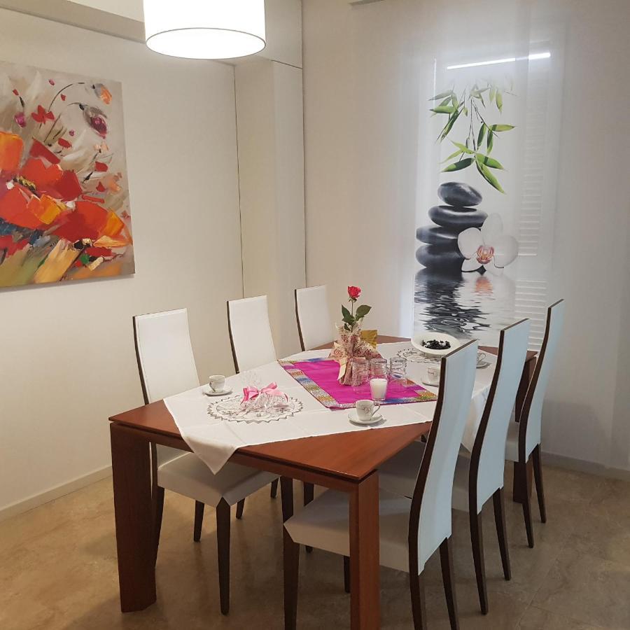 Adela 3 Morska Vila *