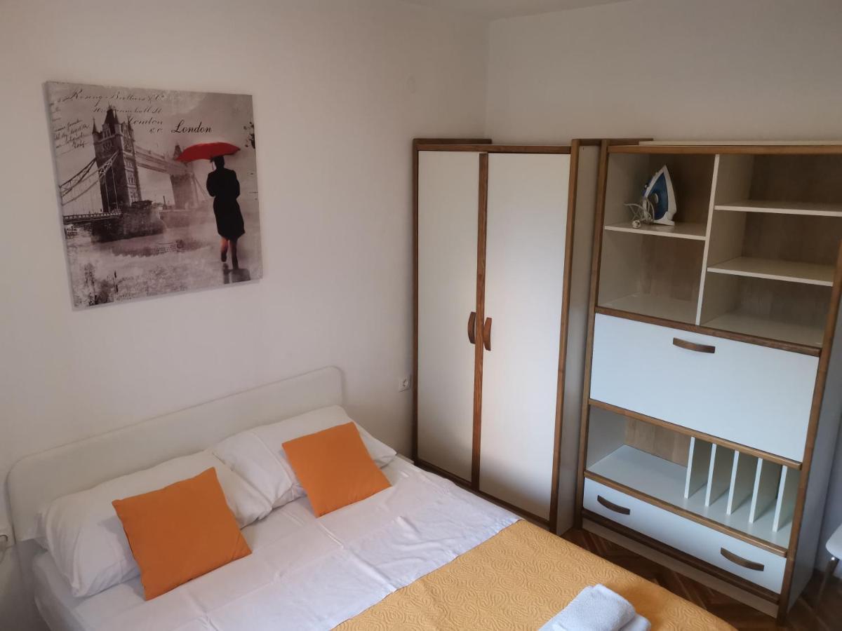 Petra Apartment *