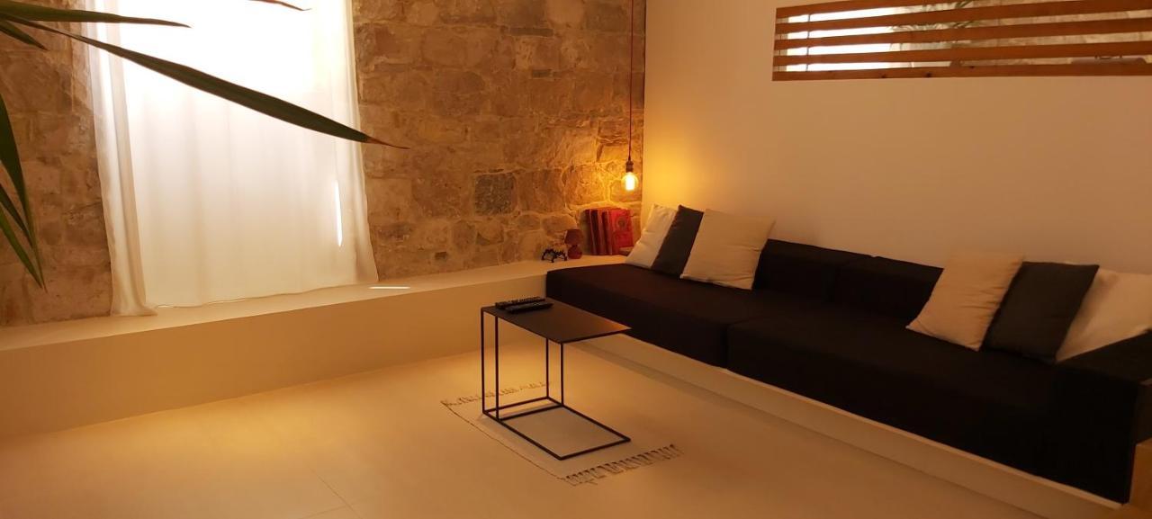 Apartment Palace