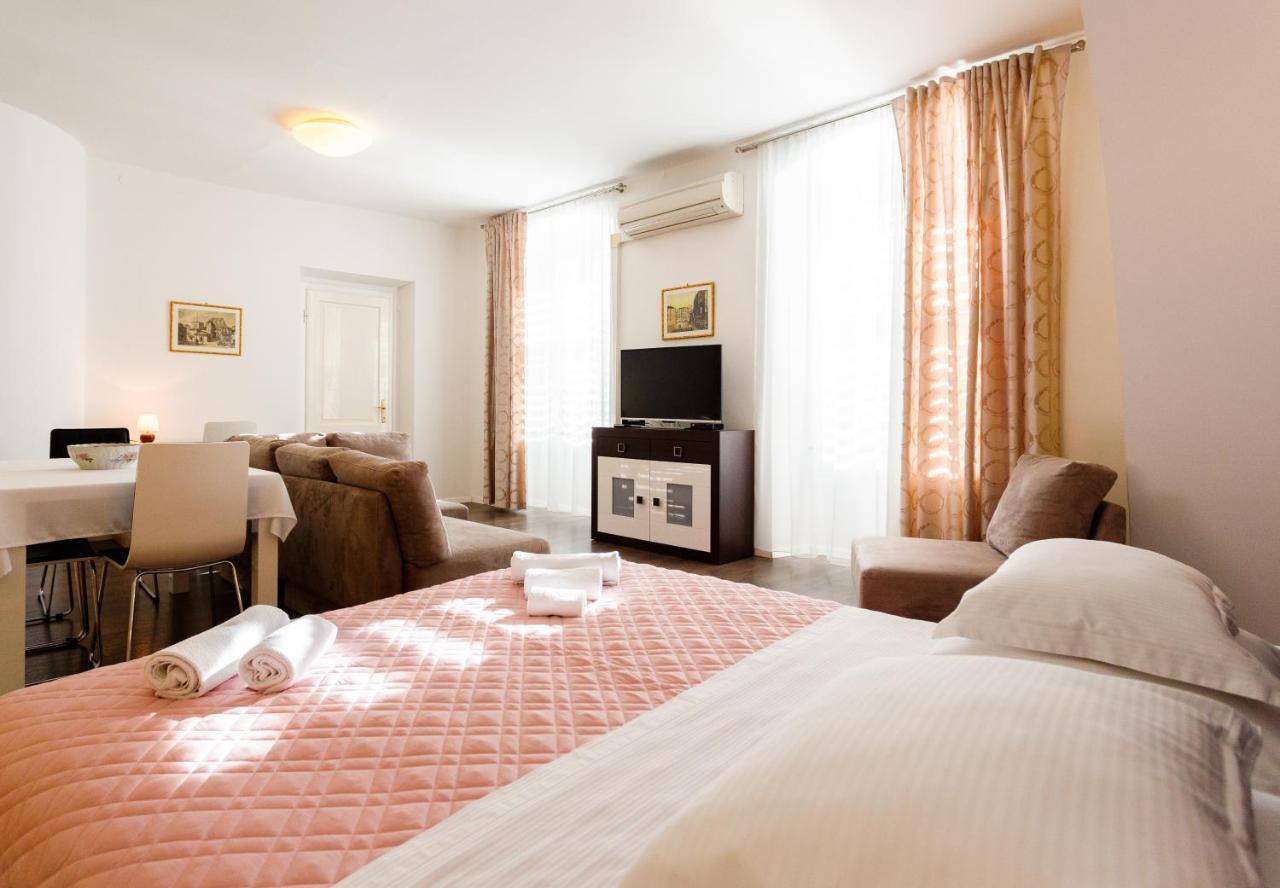 Apartment Apartments Fortezza Split