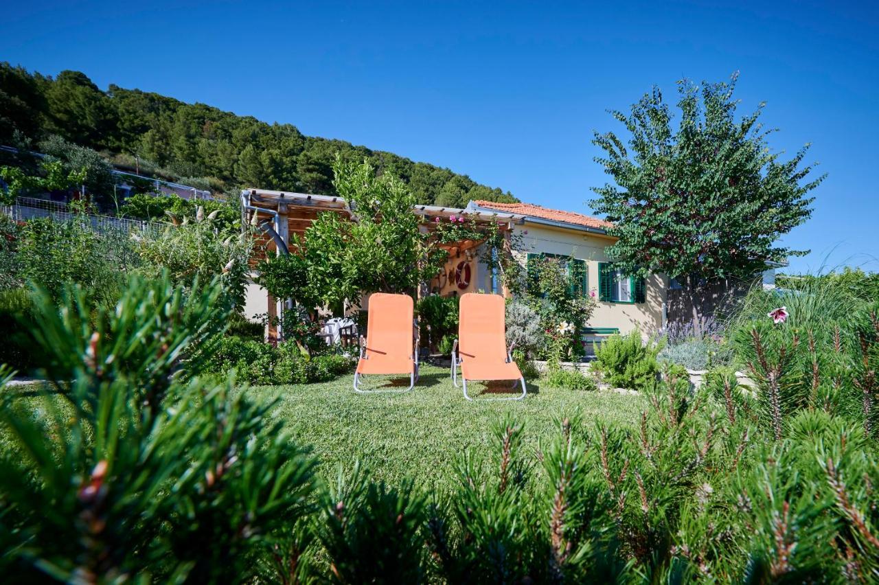 Ferienhaus Unique House Split Split