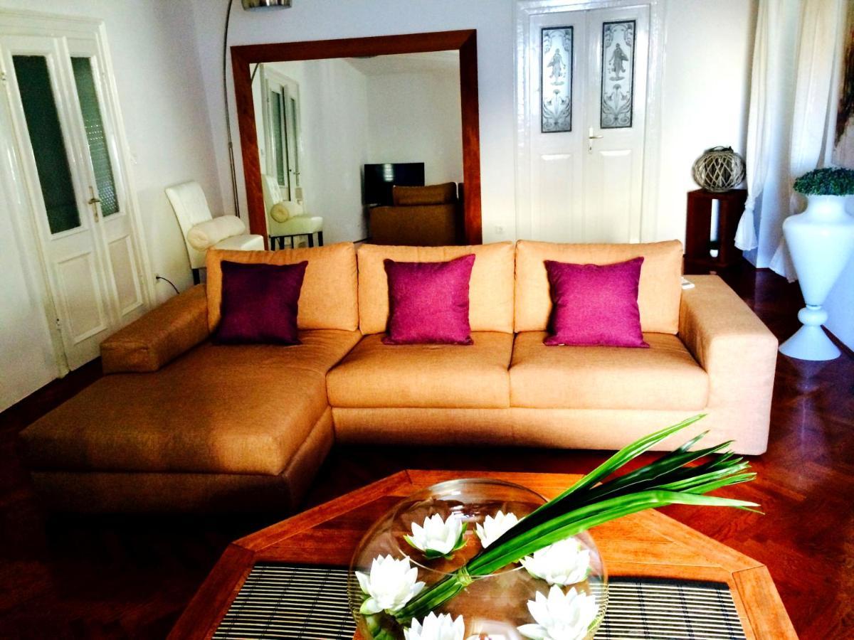 Luxury Serviced In Centre Apartamento