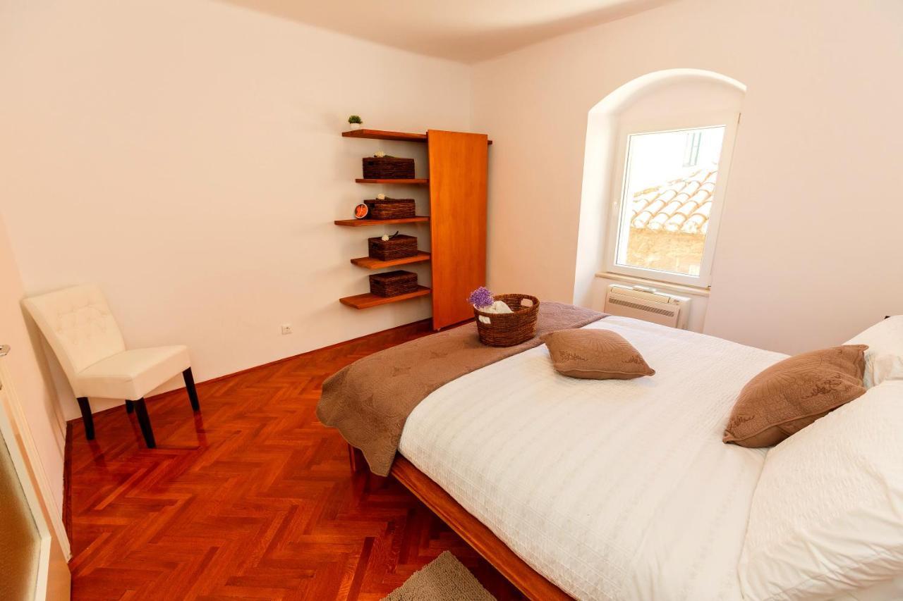 Luxury Serviced In Centre Apartamento Split