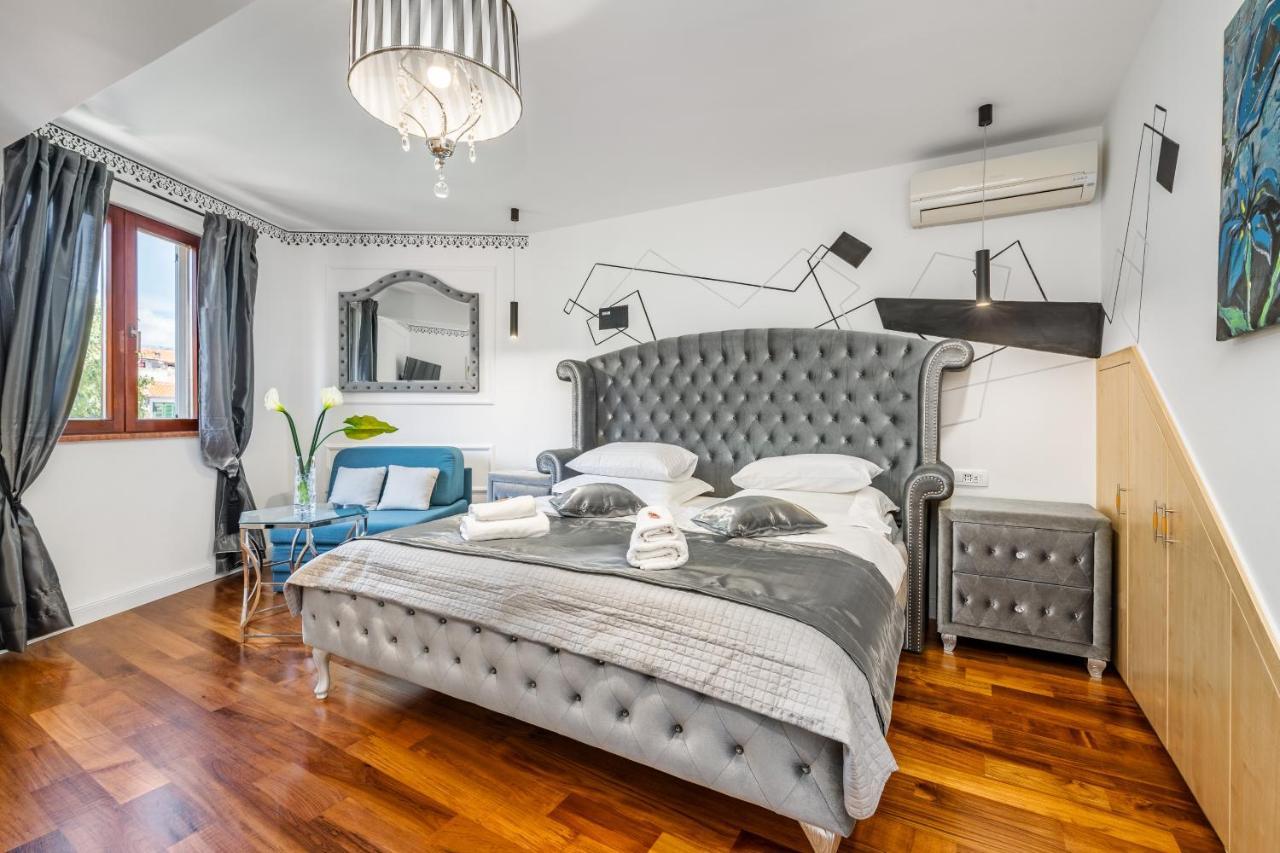 Galeria Valeria Seaside Downtown - Mag Quaint & Elegant Boutique 4*