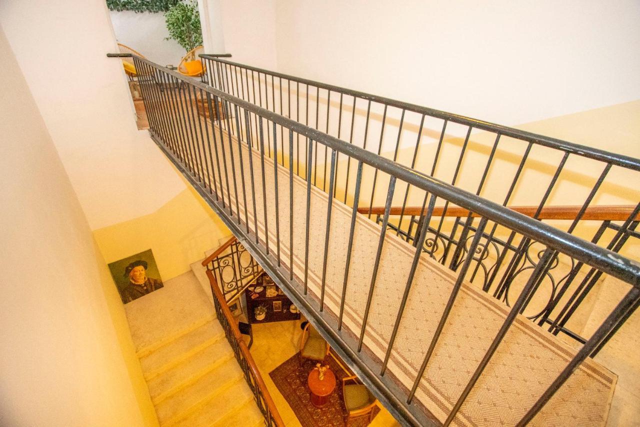 Aria Apartment