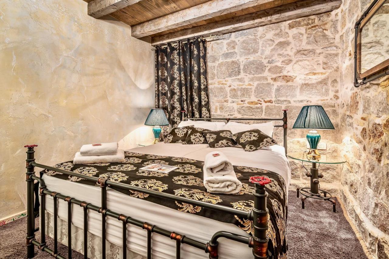 Hotel Historic Plaza Varos (adults Only) Split