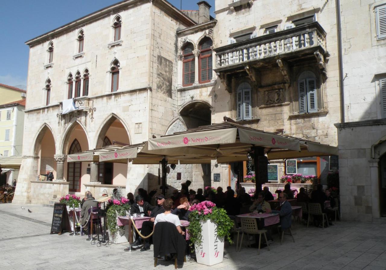 Lux Aurelius In Centre Old Town
