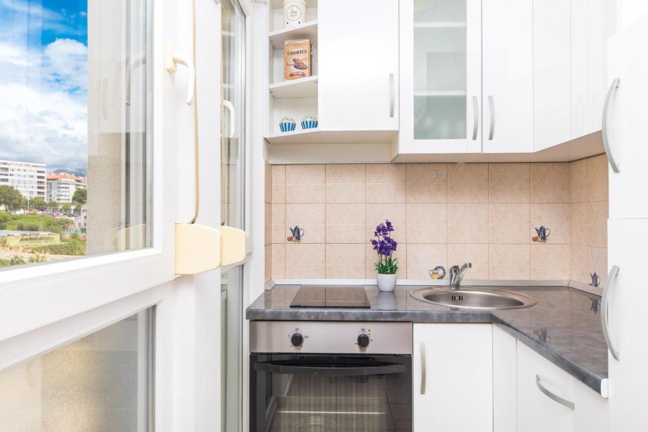 Apartman Studio Znjan With Balcony Split