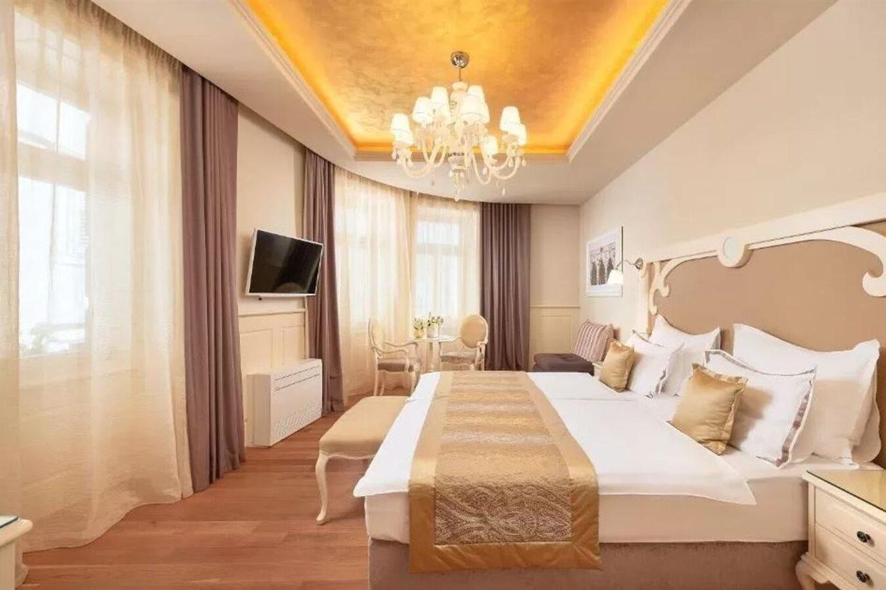 Piazza Heritage 4* Split