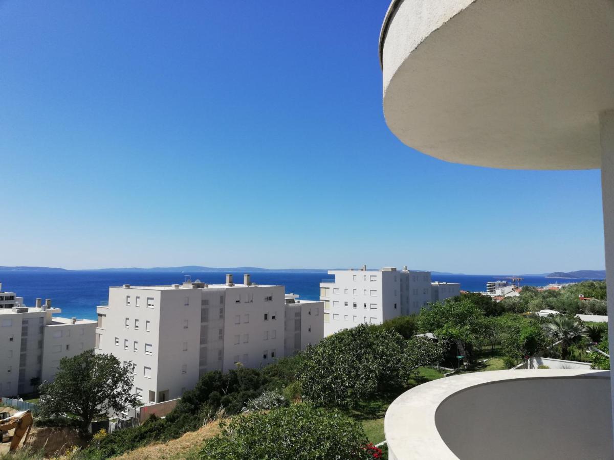 Sea View Reno W/garage *