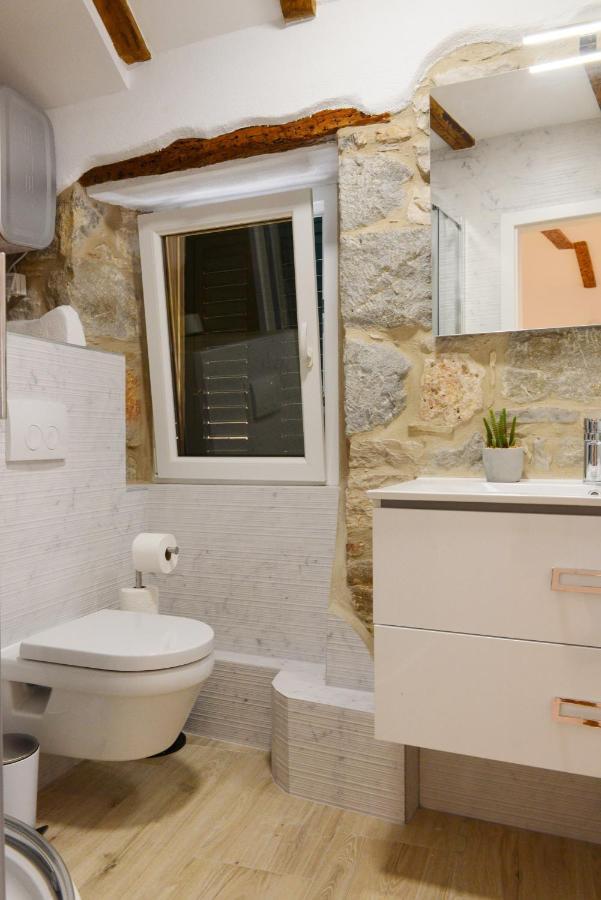 Apartment Veli Varos Old Town Deluxe Apartment City Centre *