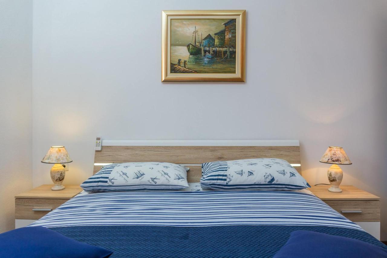 Apartment Maslic *