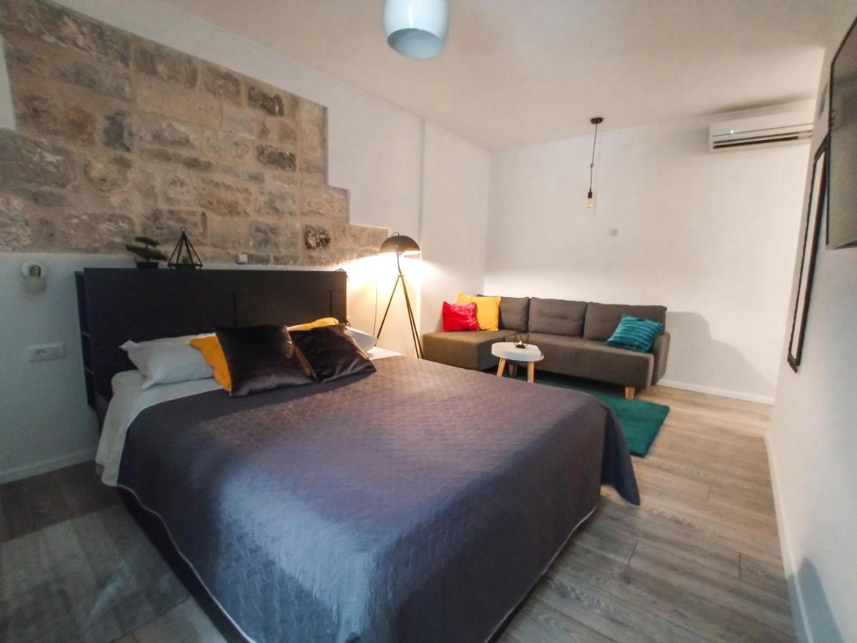Julije Rooms Guest house 3*