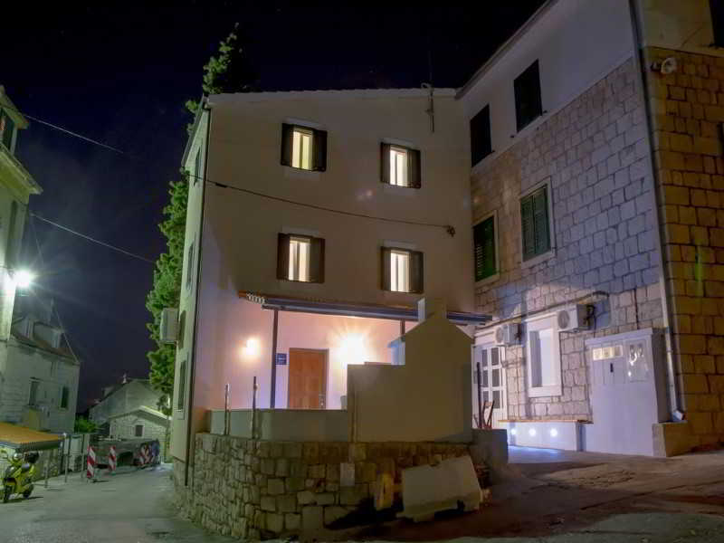 Gasthof Apartments & Rooms Toni 3*