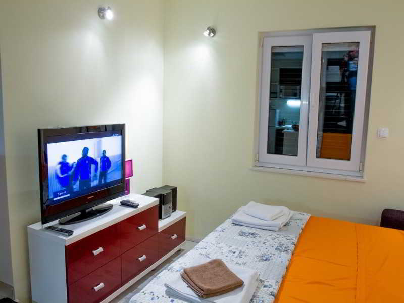 Apartments & Rooms Toni Gasthof Split