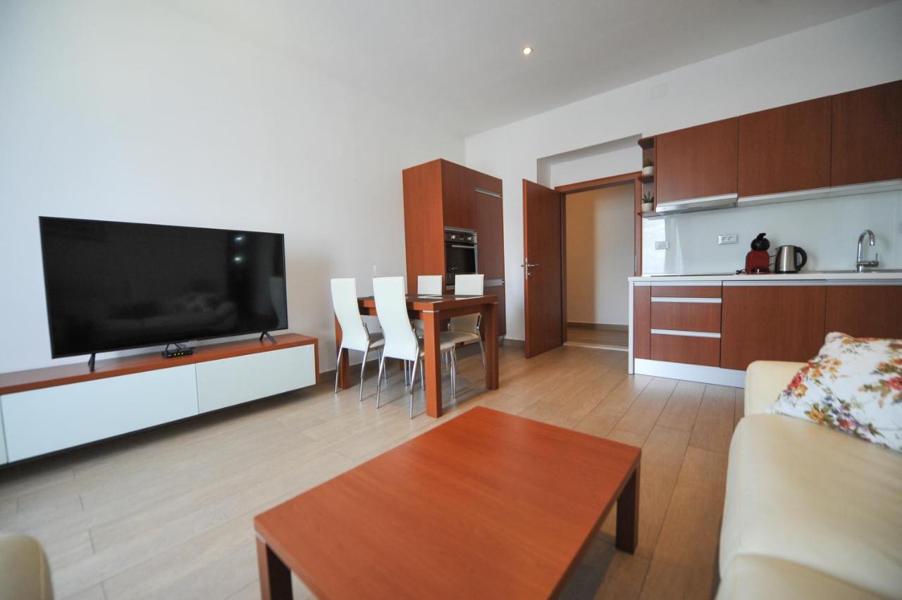 City Pads Apartment