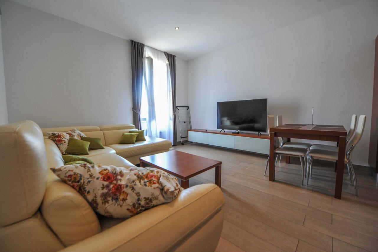 City Pads Apartment *