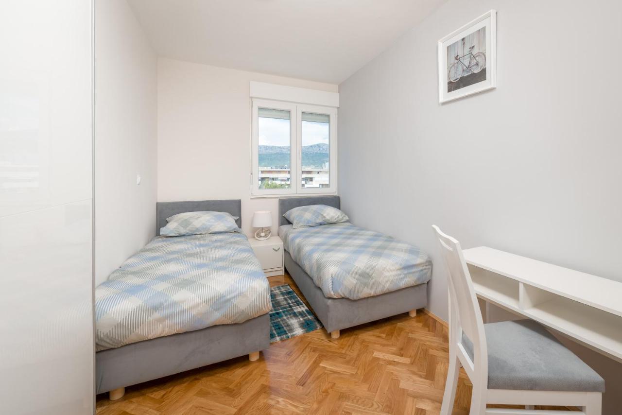 Mimi Apartment Split