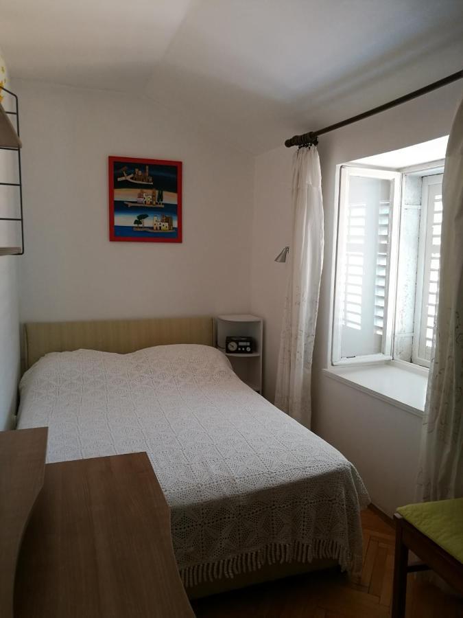 Margo Apartment Split