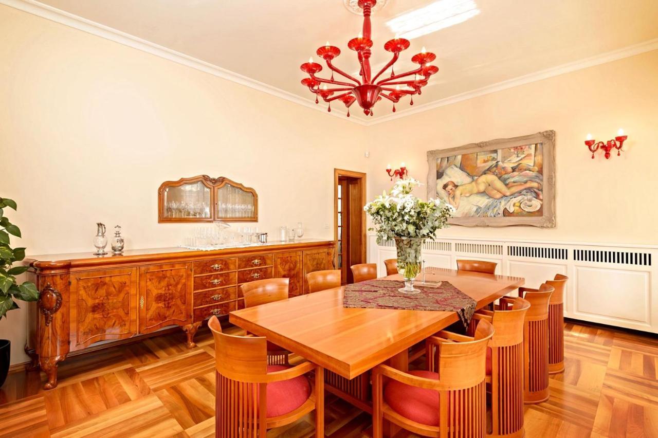 Exclusive Seafront Villa 5 Bedrooms Villa Mestro Outdoor Pool Magical Sea Views Split