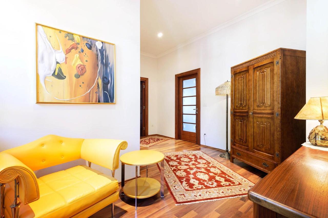 Exclusive Seafront Villa 5 Bedrooms Villa Mestro Outdoor Pool Magical Sea Views Split * Split